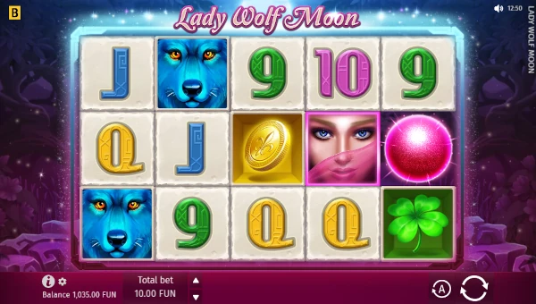 Lady Wolf Moon gameplay